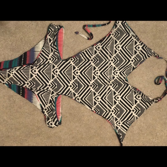 Roxy Cut-Out One-Piece Bathing Suit - Picture 7 of 8